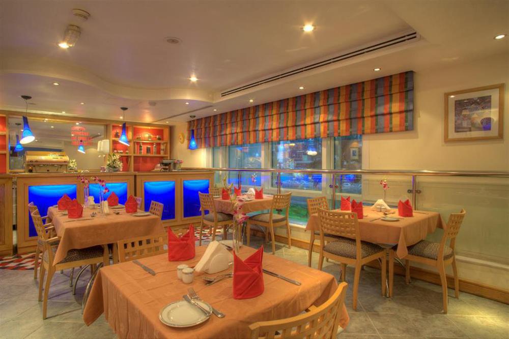 أبو ظبي Al Diar Palm Hotel Apartments المطعم الصورة